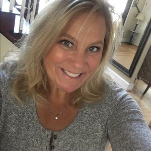 Meet your Posher, Paula